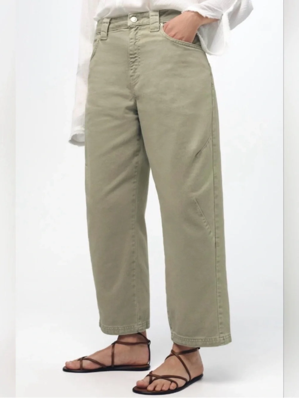 Women's Zara The Cropped Barrel Pants Khaki/Olive NWT size 8